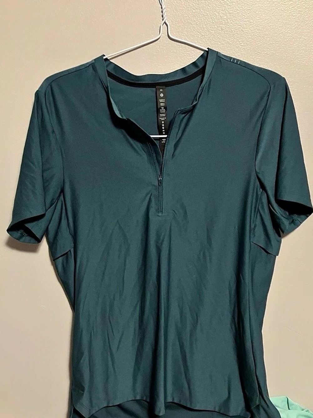 lululemon Mesh Soft Jersey Half Zip Short Sleeve Top Green XS